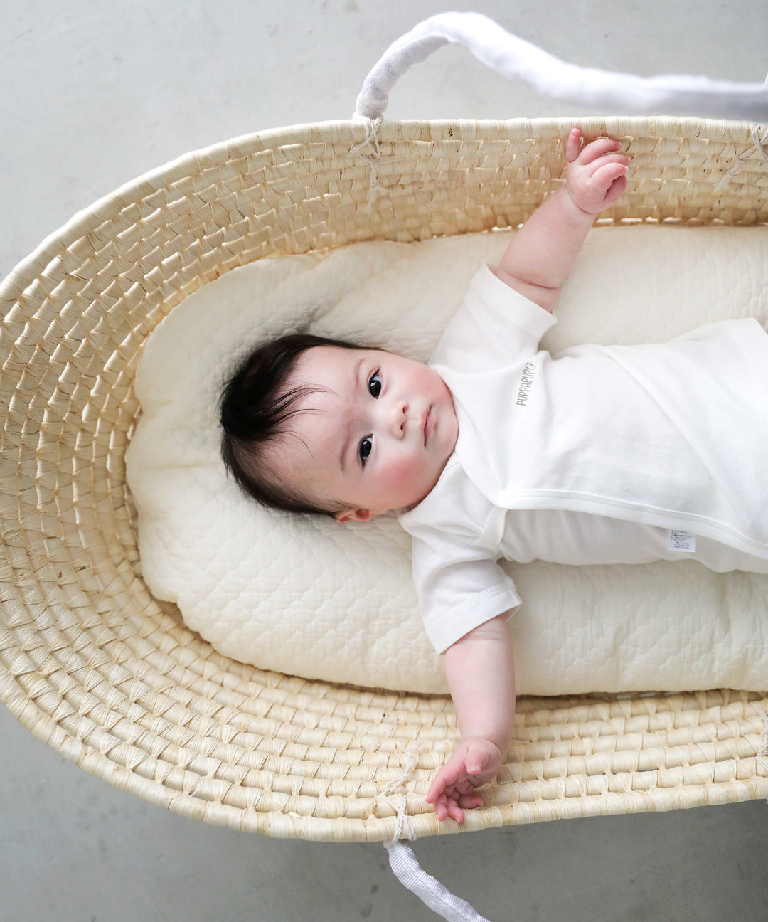 Moses basket + Baby Lounger Pillow (Ibul fabric with Moroccan design)