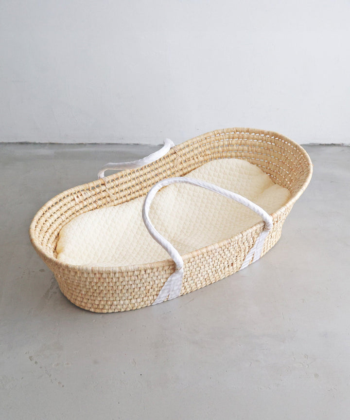 Moses basket + Baby lounger pillow (Ibul fabric with Moroccan design)