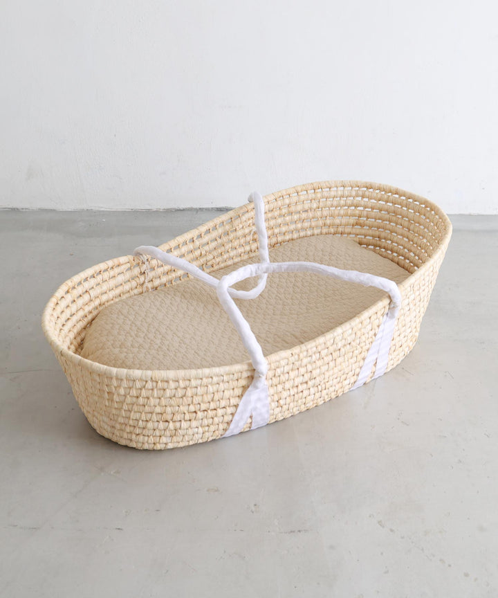 Moses basket + Baby lounger pillow (Ibul fabric with Moroccan design)