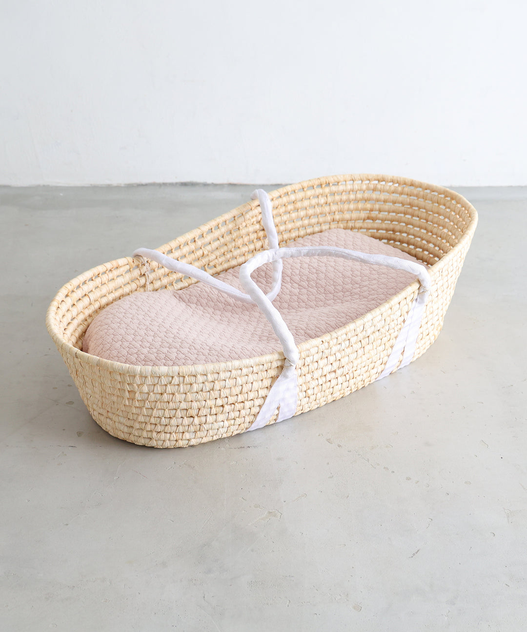 Moses basket + Baby Lounger Pillow (Ibul fabric with Moroccan design)