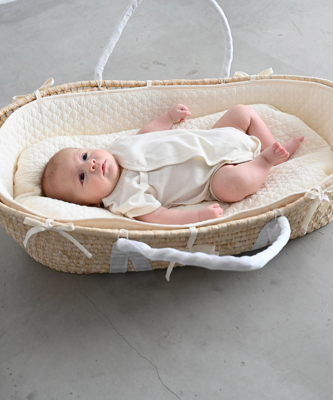 Moses basket bumper (Ibul fabric with Moroccan design)