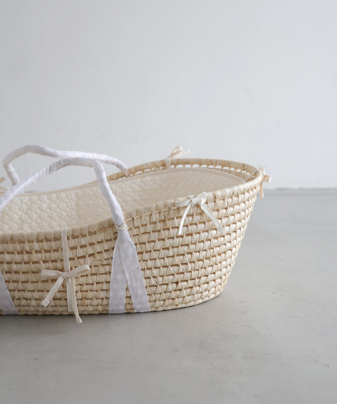 Moses basket bumper (Ibul fabric with Moroccan design)