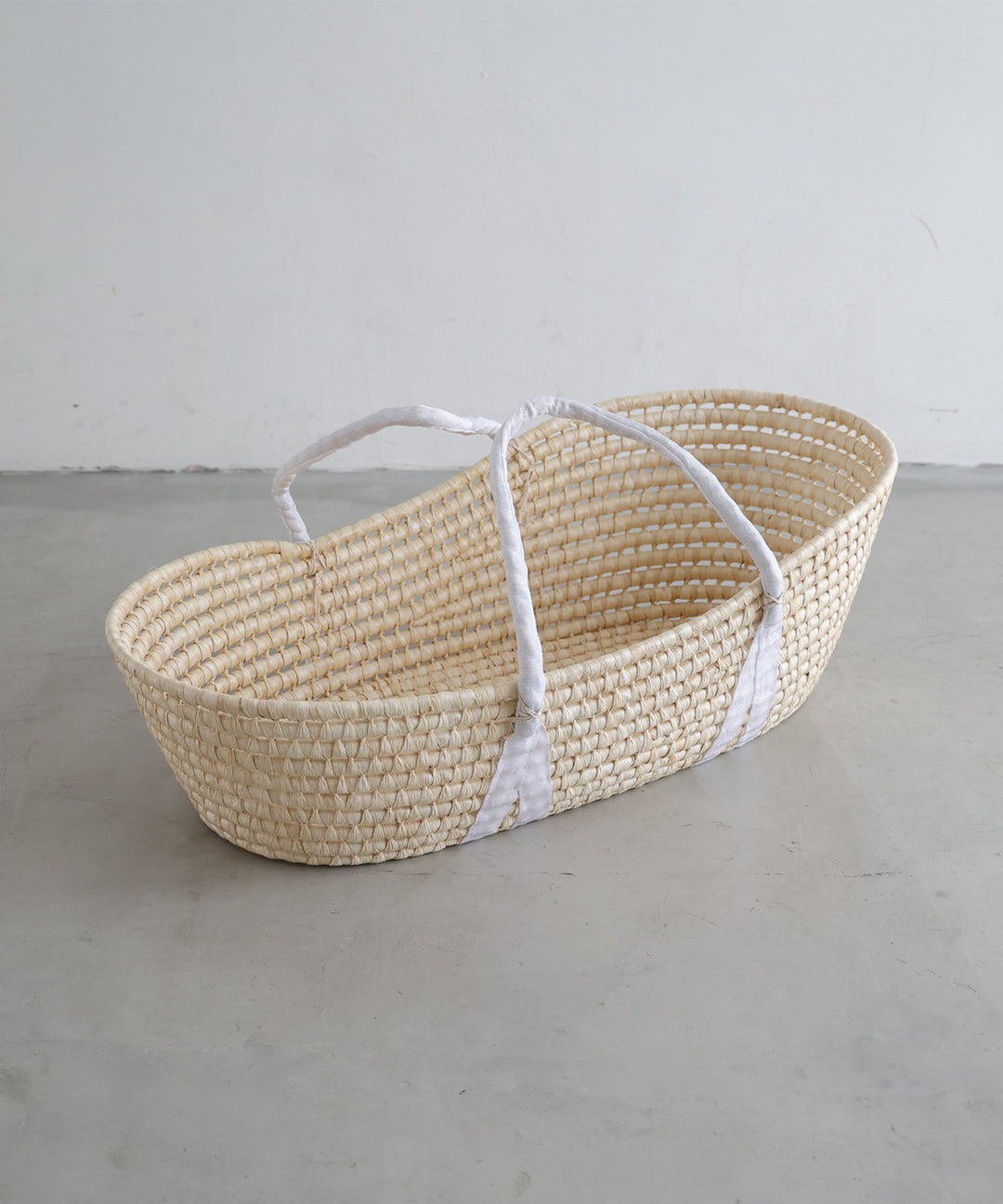 Moses basket bumper (Ibul fabric with Moroccan design)