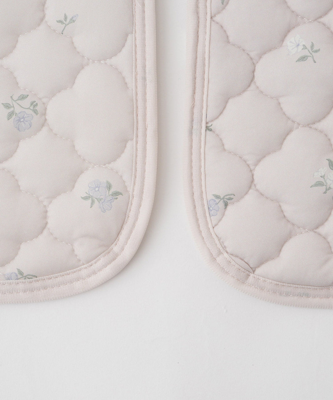 [ระบายความร้อน] แผ่นรองที่นอนเด็ก – กันน้ำ หรือ ผ้าขนสัตว์ (เลือกได้)