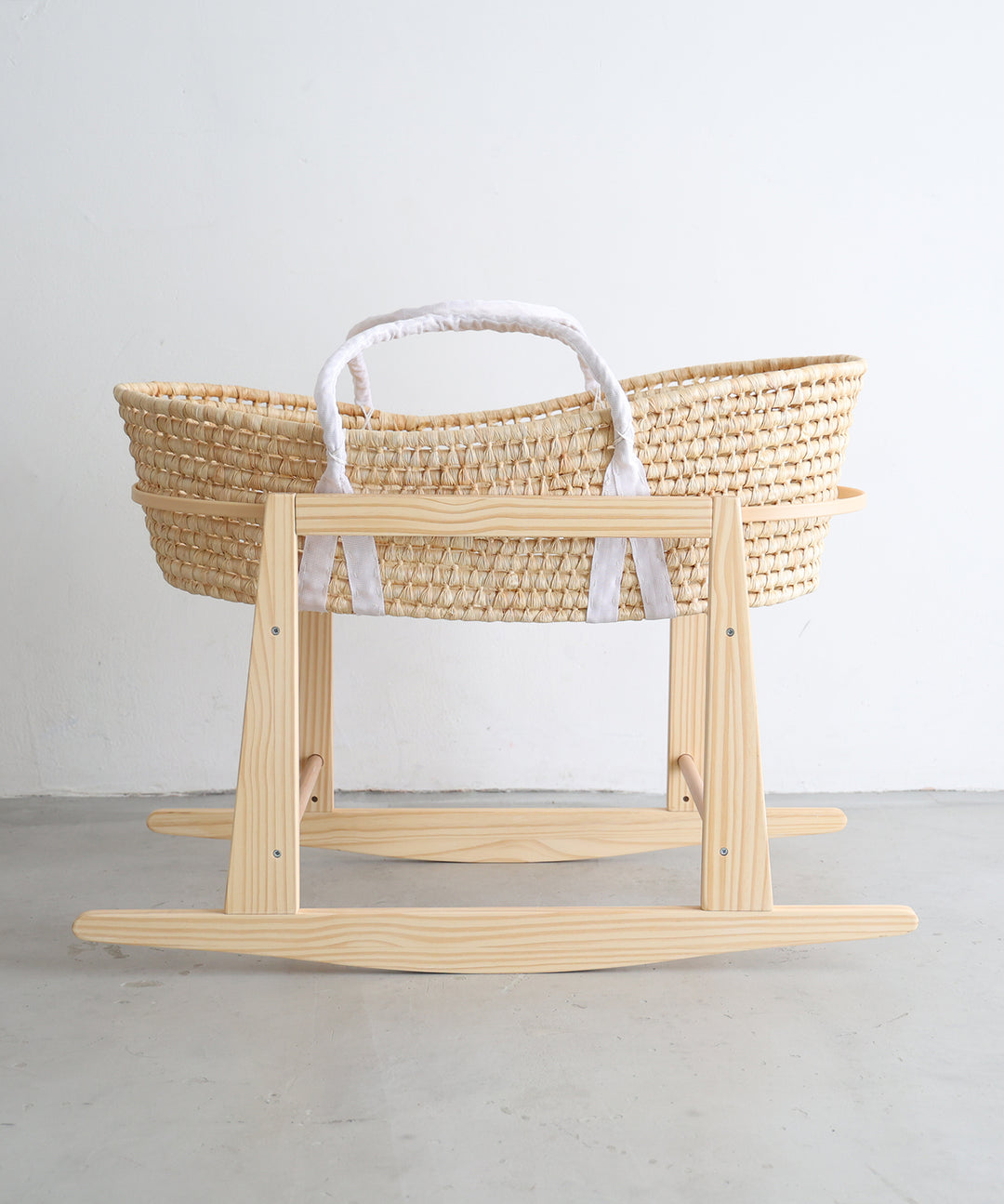 Moses basket stand