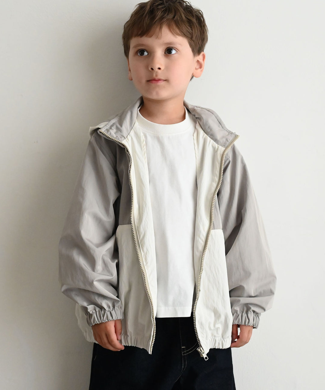 Windbreaker (Water-repellent)