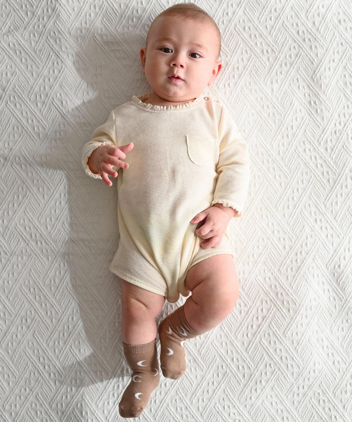Long-Sleeve Romper with Bonnet (Waffle Knit)