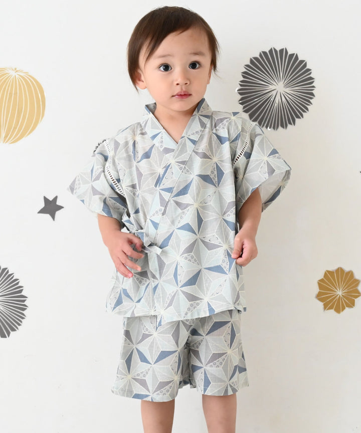 Boys 'Jinbei (ชุดฤดูร้อนญี่ปุ่นดั้งเดิม)