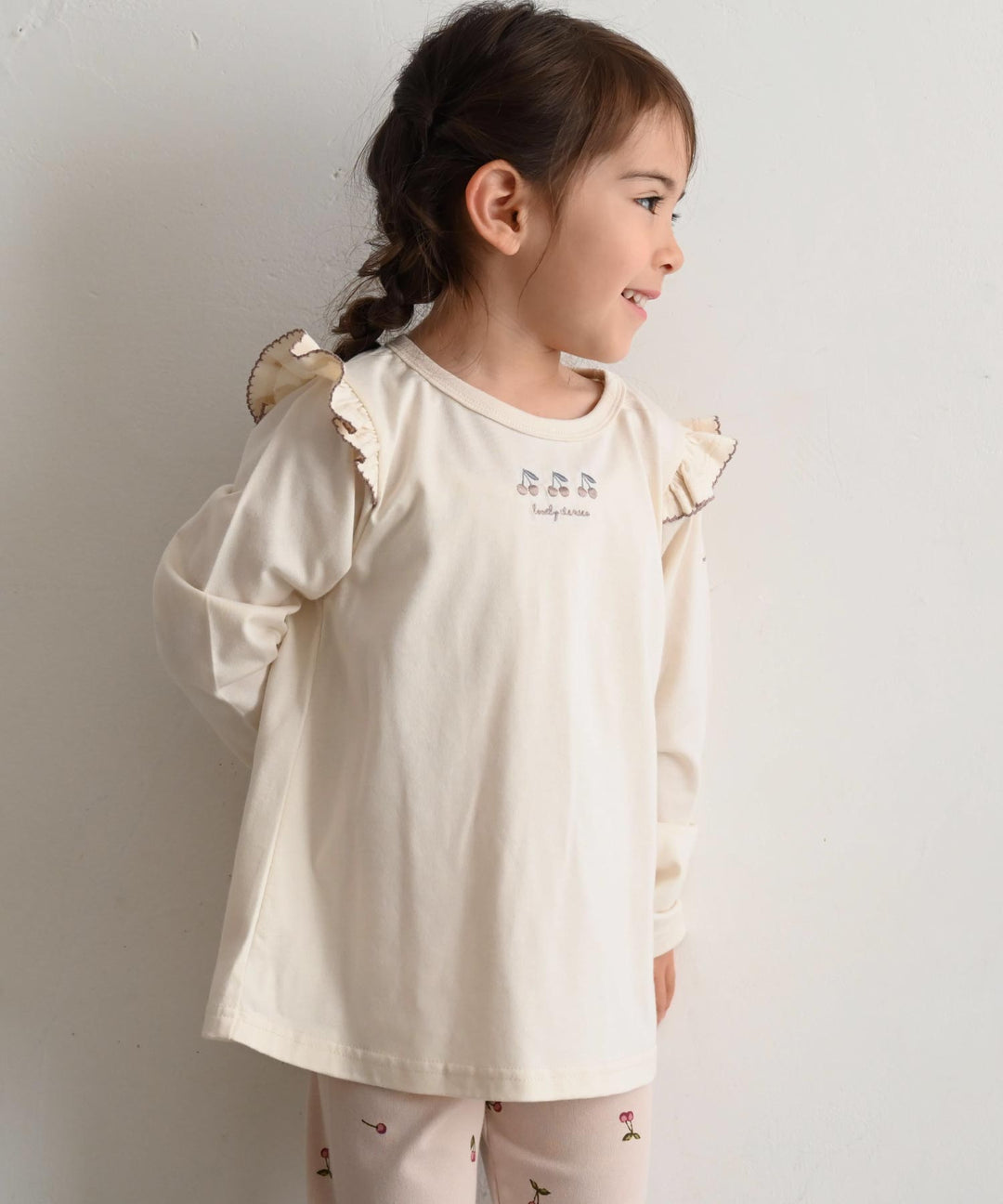 【AW】Long Sleeve T-shirt with Shoulder Frills