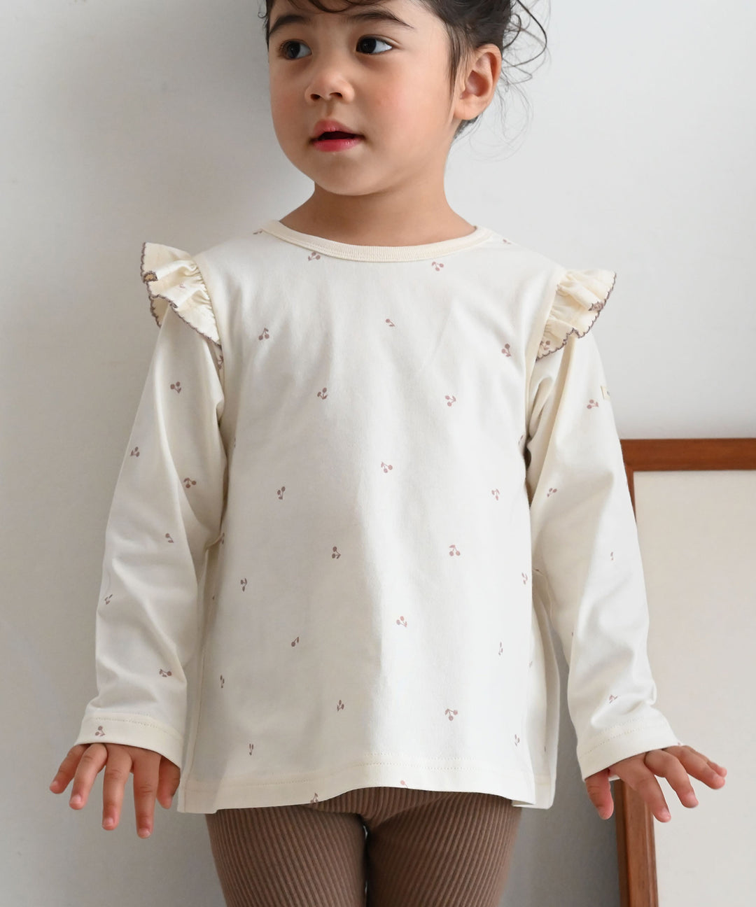 Long Sleeve T-shirt with Shoulder Frills