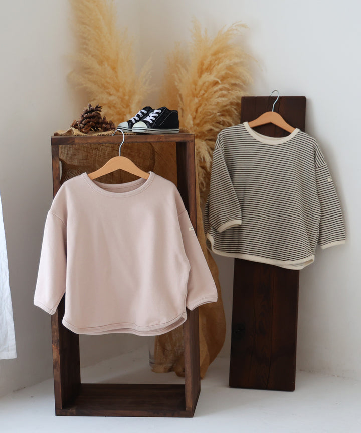 Ribbed Hemline Sweatshirt