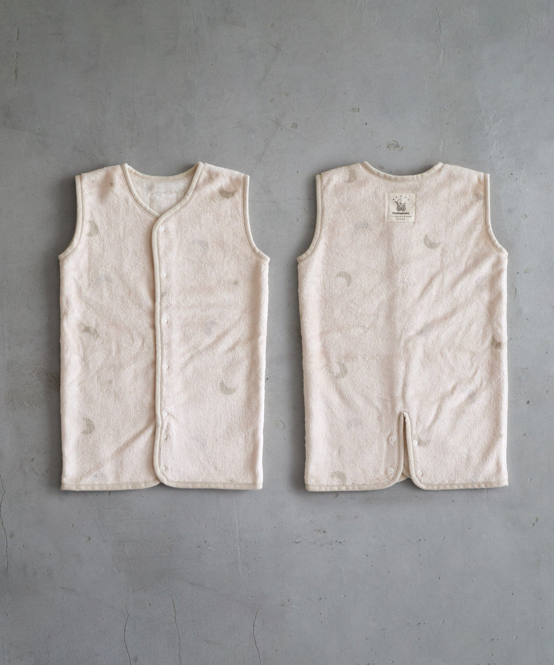 Wearable Blanket (Moisture-absorption & heat-generation)