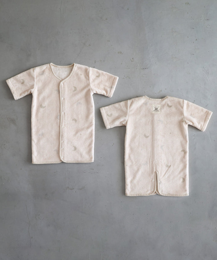 Wearable Blanket (Moisture-absorption & heat-generation)