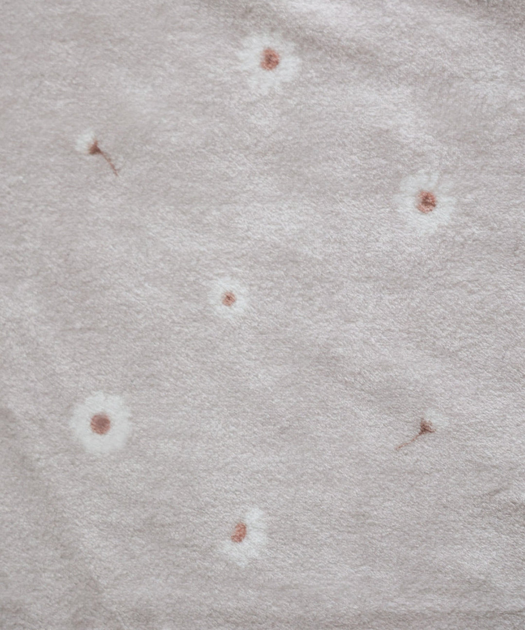 Wearable Blanket (Moisture-absorption & heat-generation)