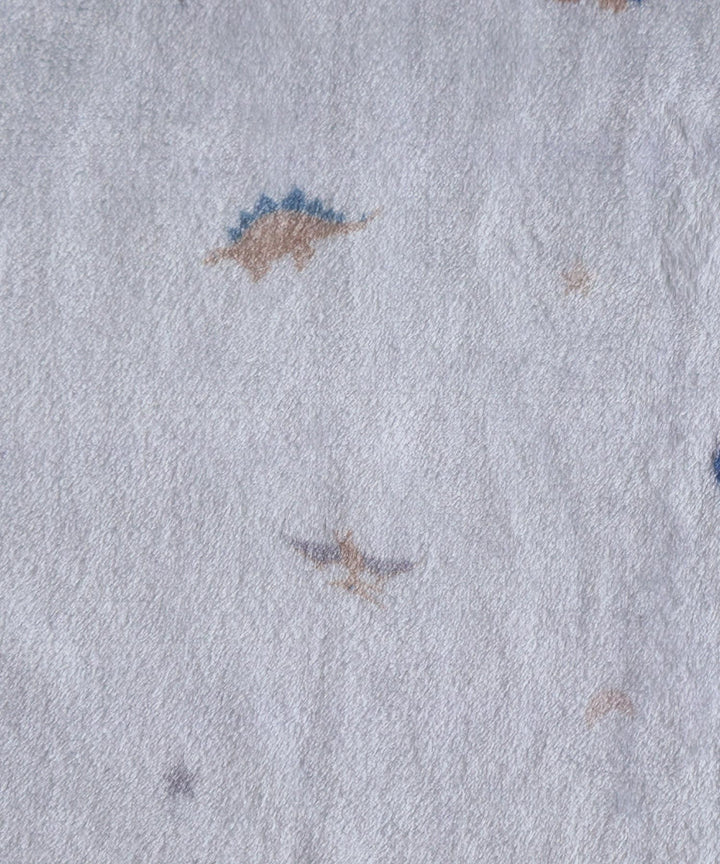 Wearable Blanket (Moisture-absorption & heat-generation)