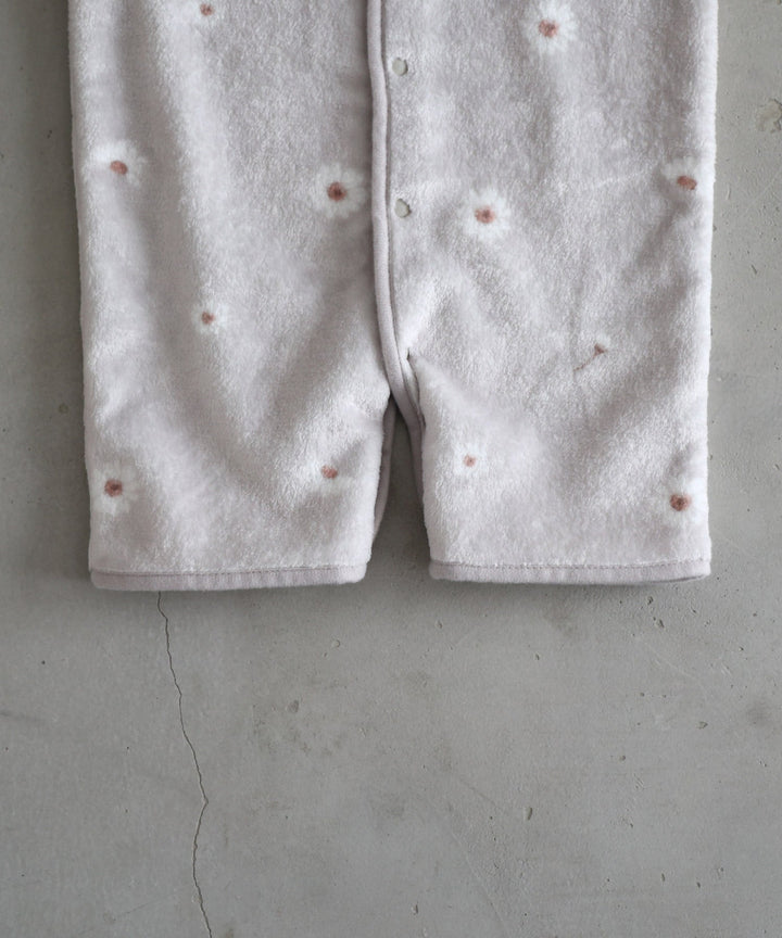 Wearable Blanket (Moisture-absorption & heat-generation)