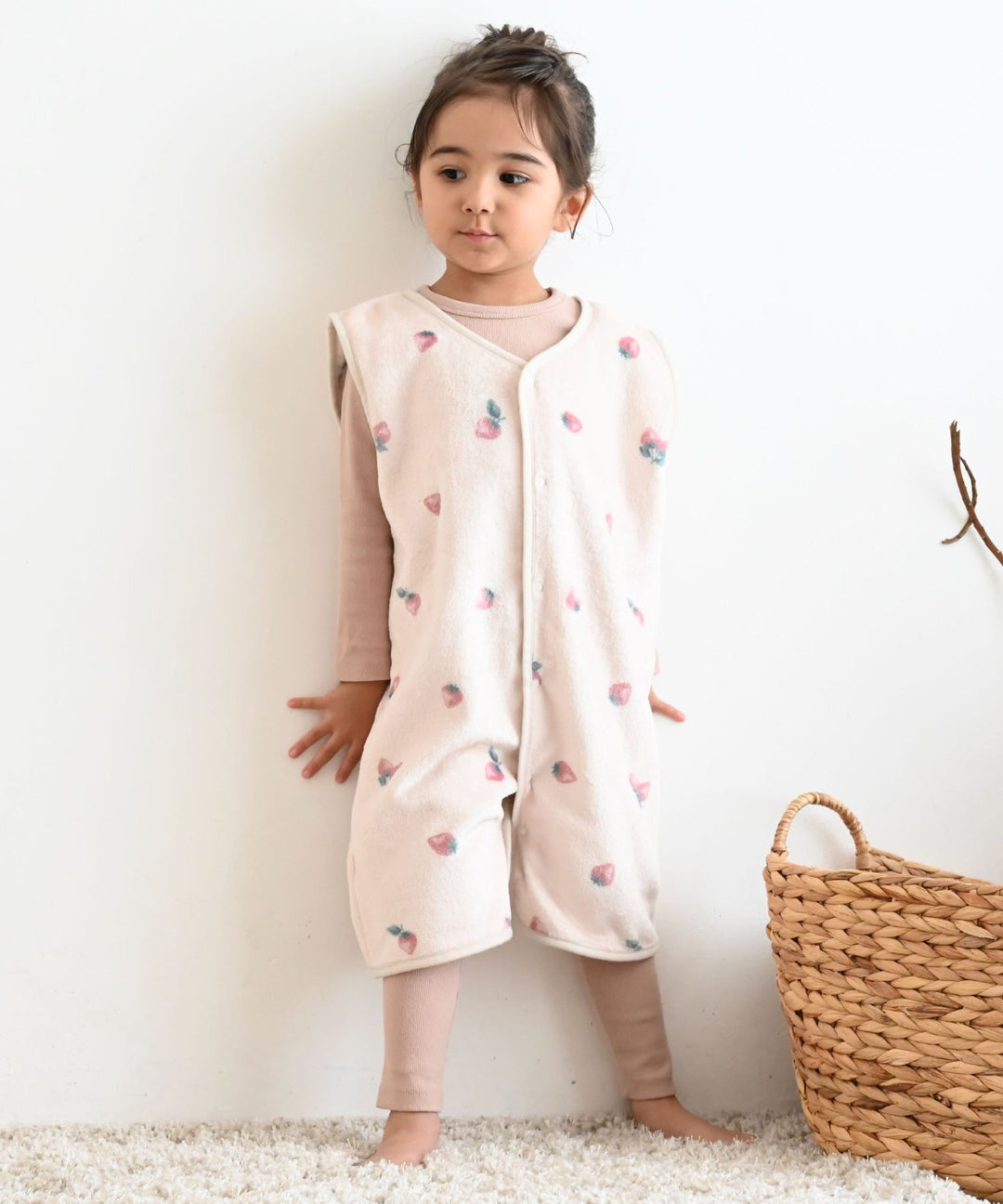 Wearable Blanket (Moisture-absorption & heat-generation)