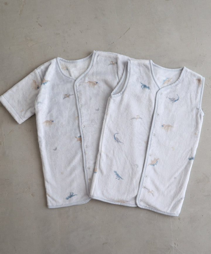 Wearable Blanket (Moisture-absorption & heat-generation)