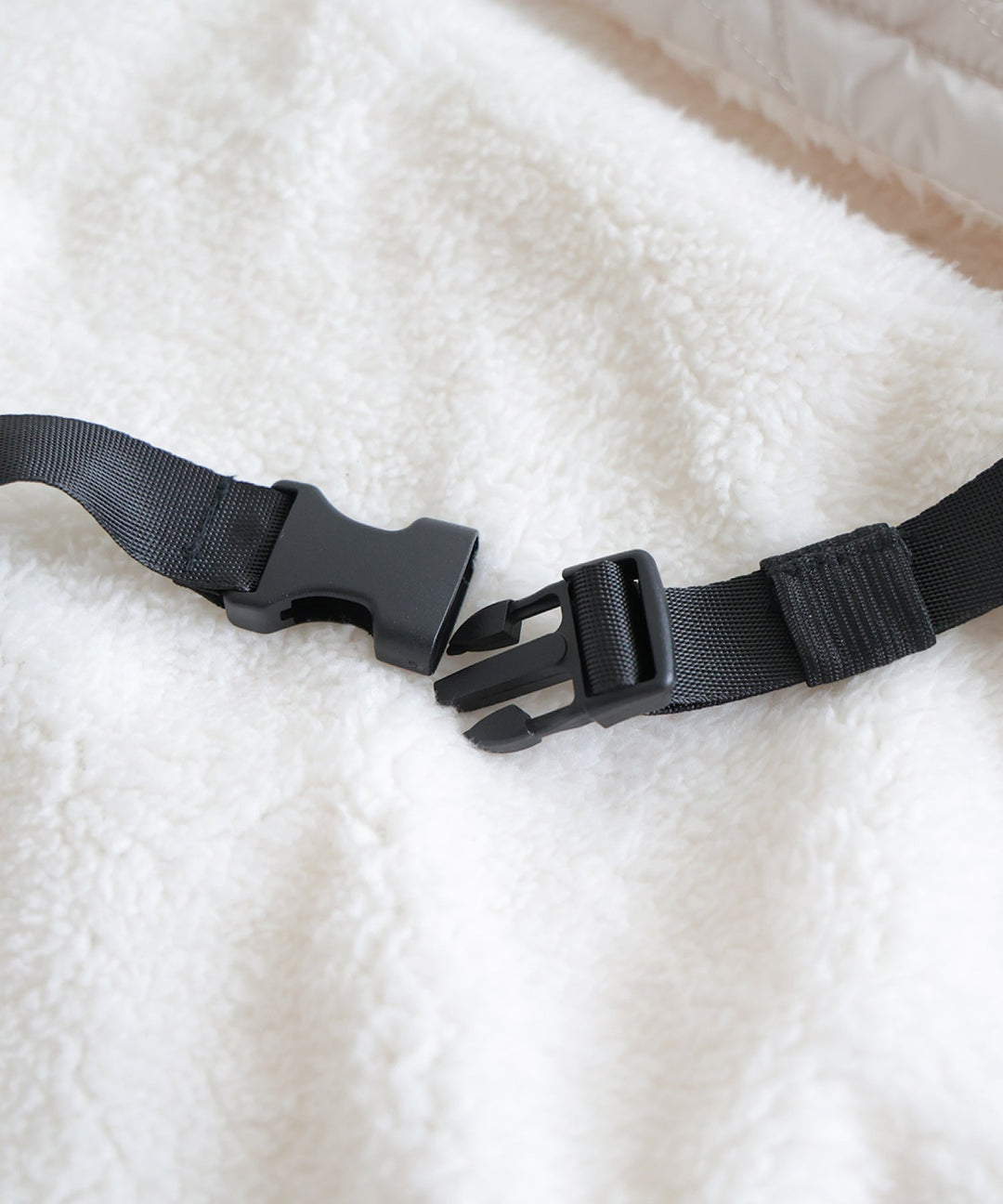 Winter Baby Carrier Cover (Moisture-absorption & heat-generation)