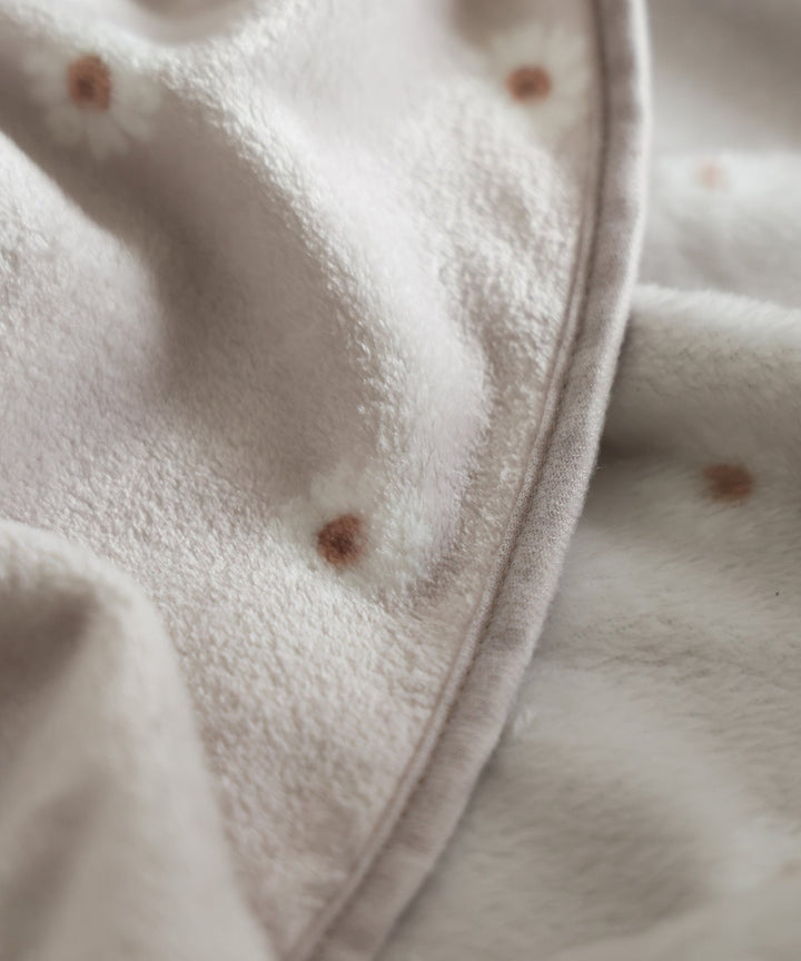 Baby Blanket (Moisture-absorption & heat-generation)