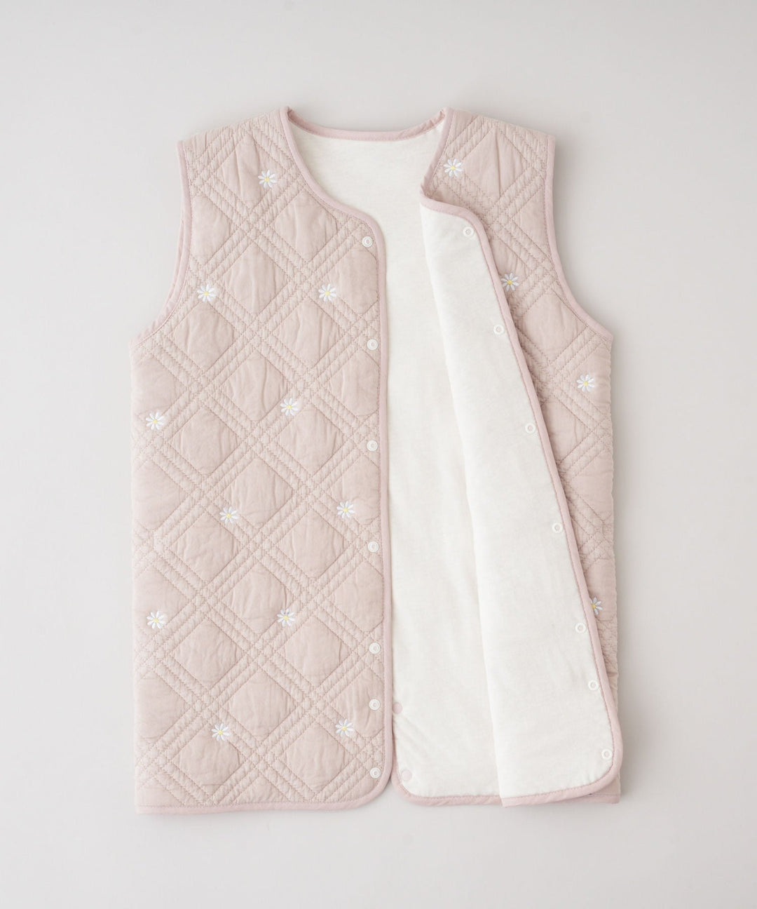 Wearable Blanket with Temperature-Regulating Filling (Ibul fabric)