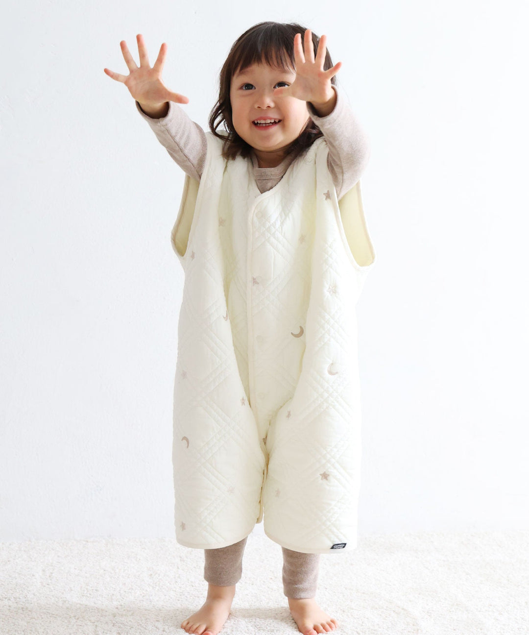 Wearable Blanket with Temperature-Regulating Filling (Ibul fabric)