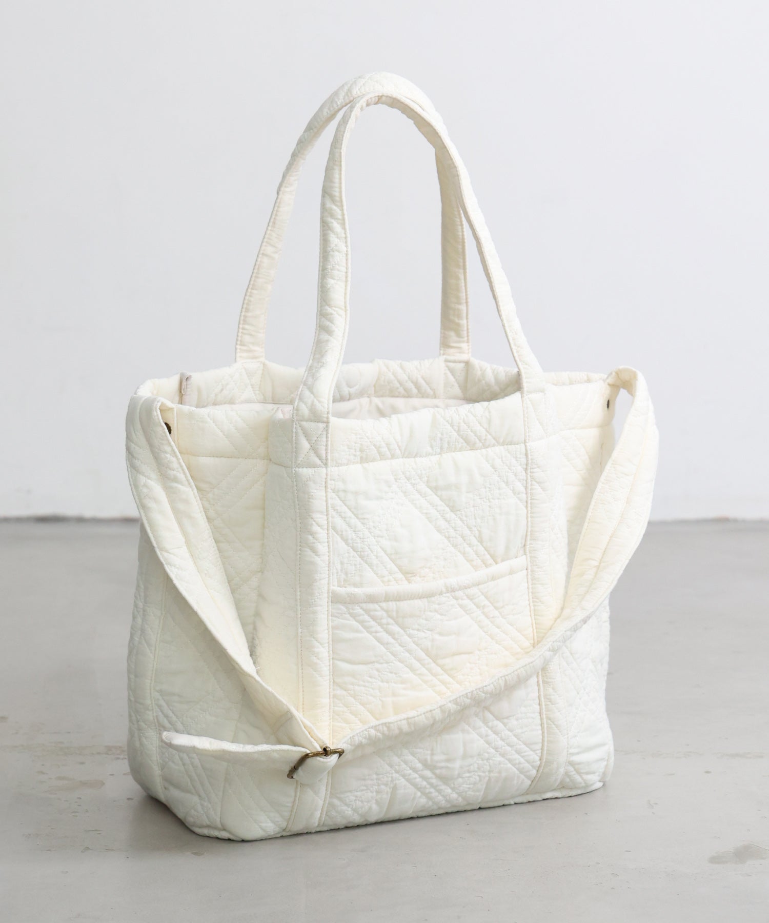 Nubi Tote Bag – PUPPAPUPO OFFICIAL STORE