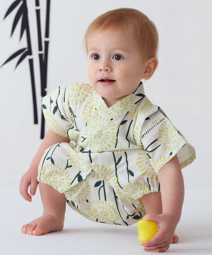 Boys 'Jinbei Romper (ชุดฤดูร้อนญี่ปุ่นแบบดั้งเดิม)