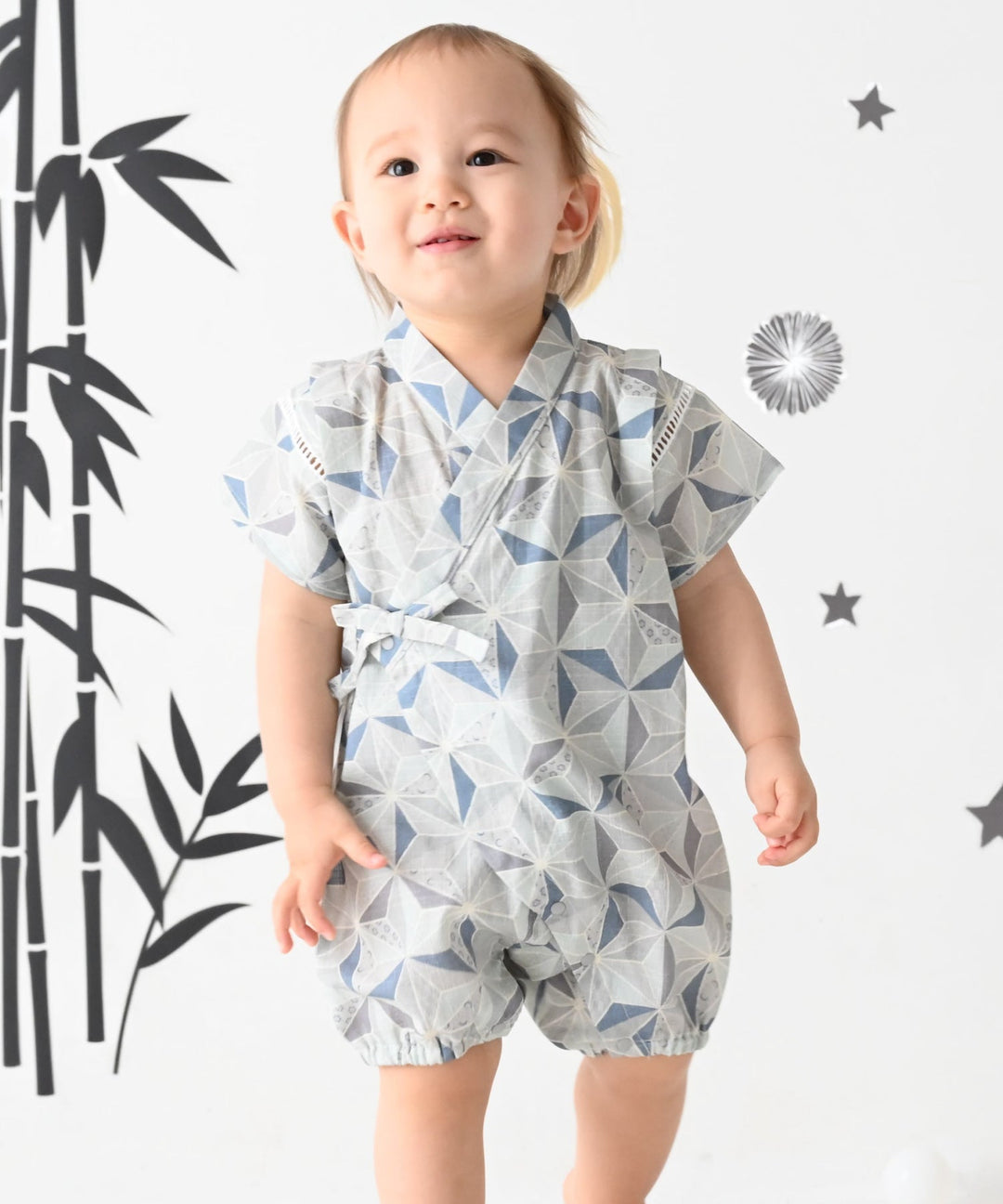 Boys 'Jinbei Romper (ชุดฤดูร้อนญี่ปุ่นแบบดั้งเดิม)