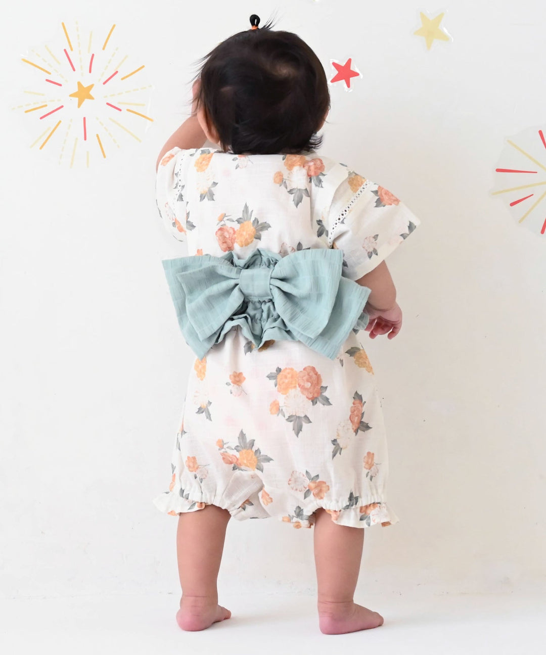 Girls 'Jinbei Romper (ชุดฤดูร้อนญี่ปุ่นแบบดั้งเดิม)