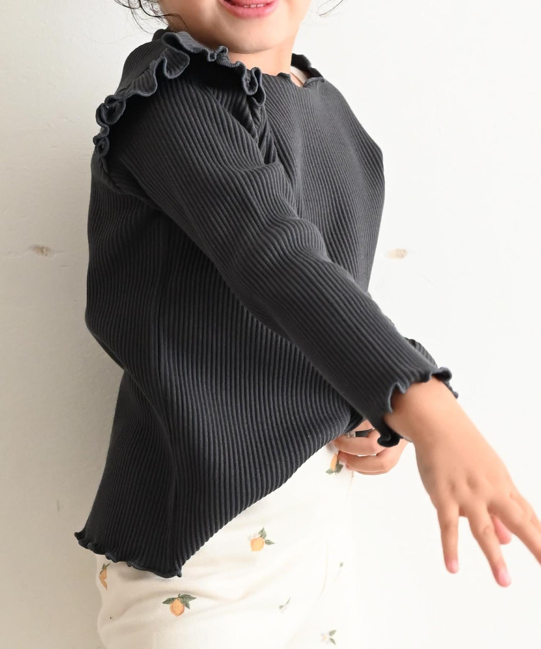 【AW】Shoulder-Frill Ribbed Long-Sleeve T-Shirt
