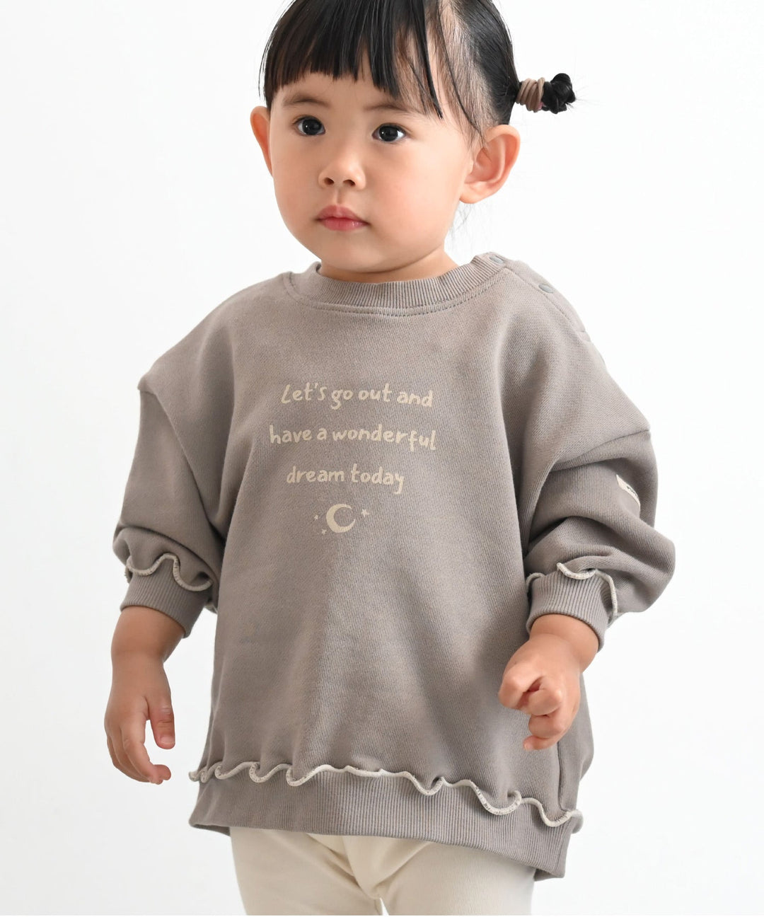 Sweatshirt with Lettuce-Stitched Hem