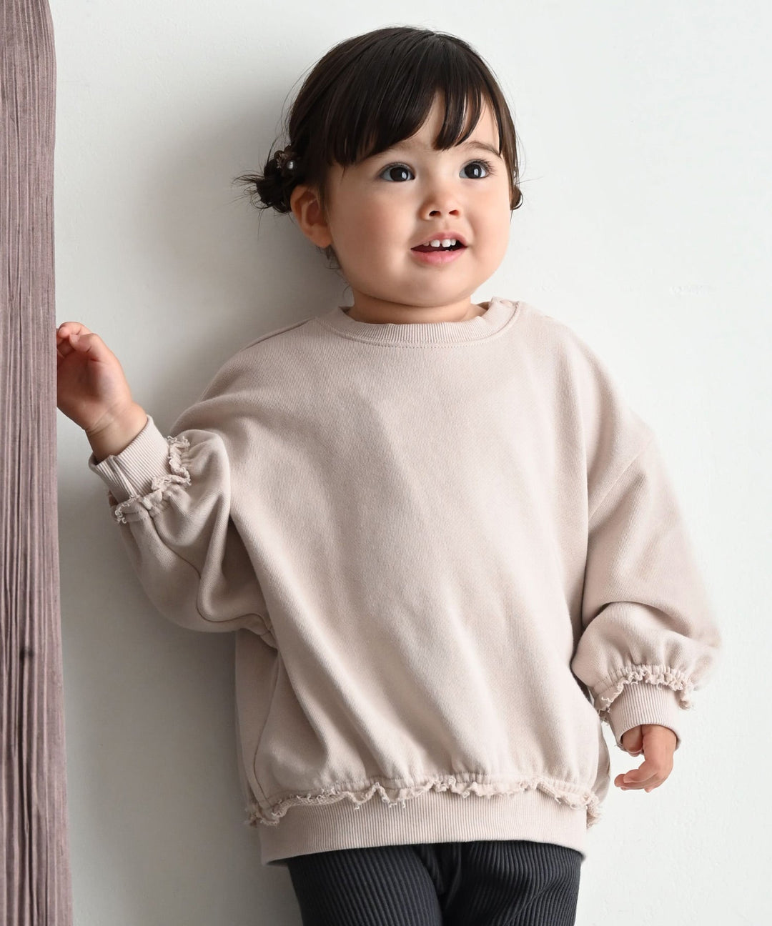 Raw-Cut Hem Sweatshirt