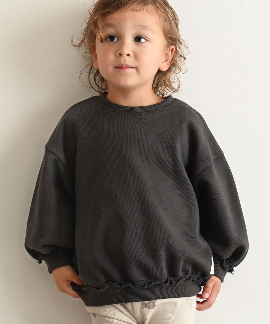 Raw-Cut Hem Sweatshirt