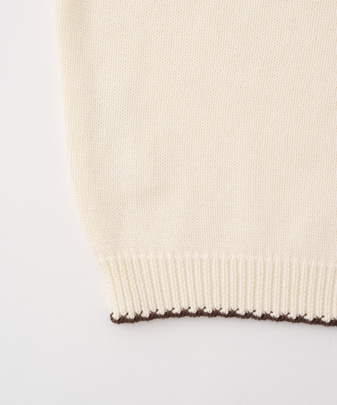 Contrast Trim Round Neck Knit Sweater