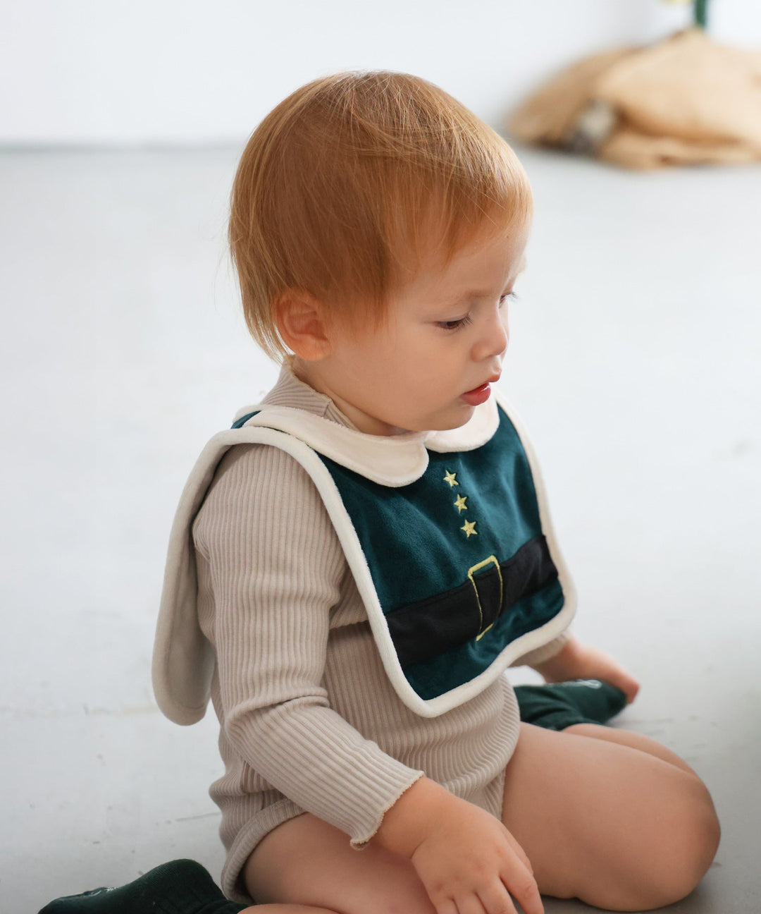 [Christmas] Costume Bib and Bonnet Set