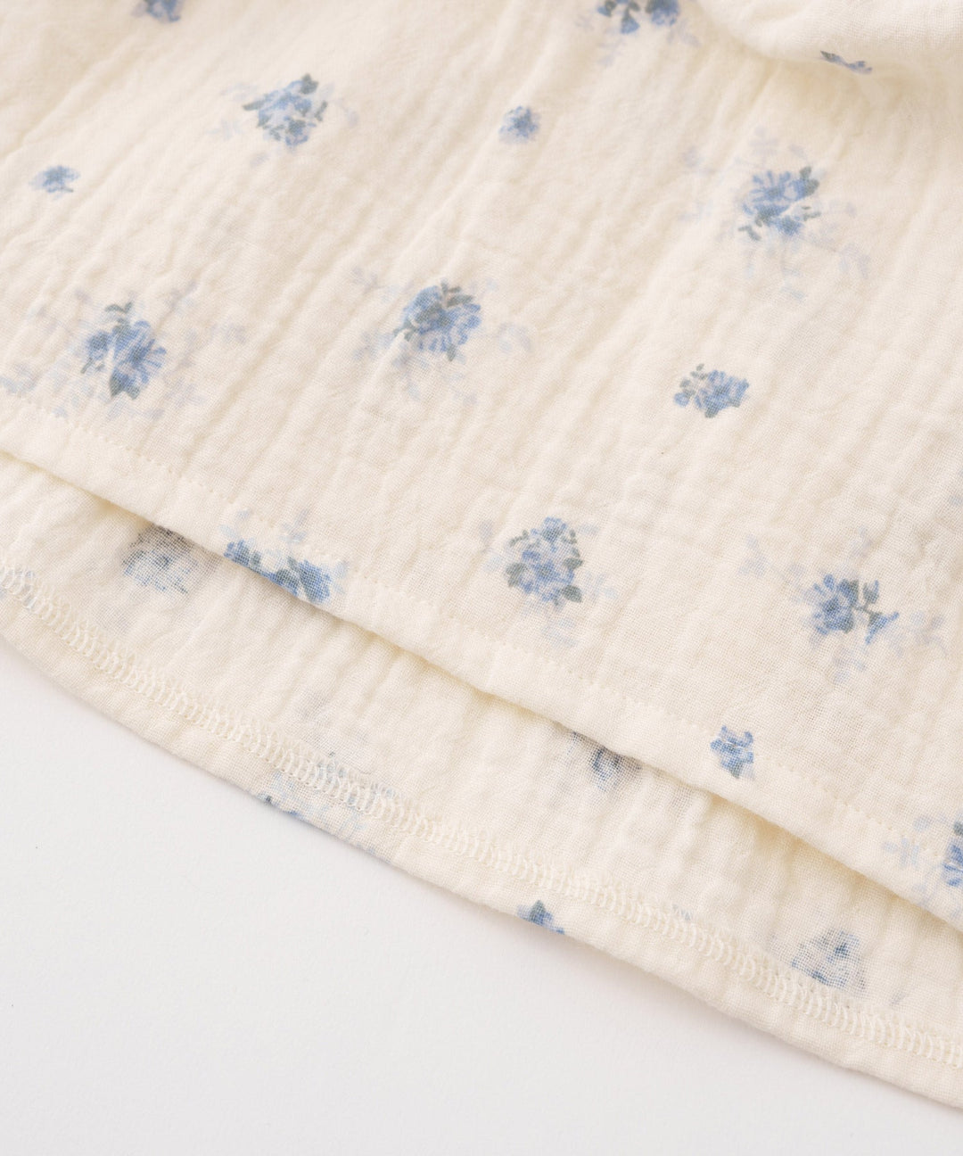 Double Gauze Blouse with Frilled Collar