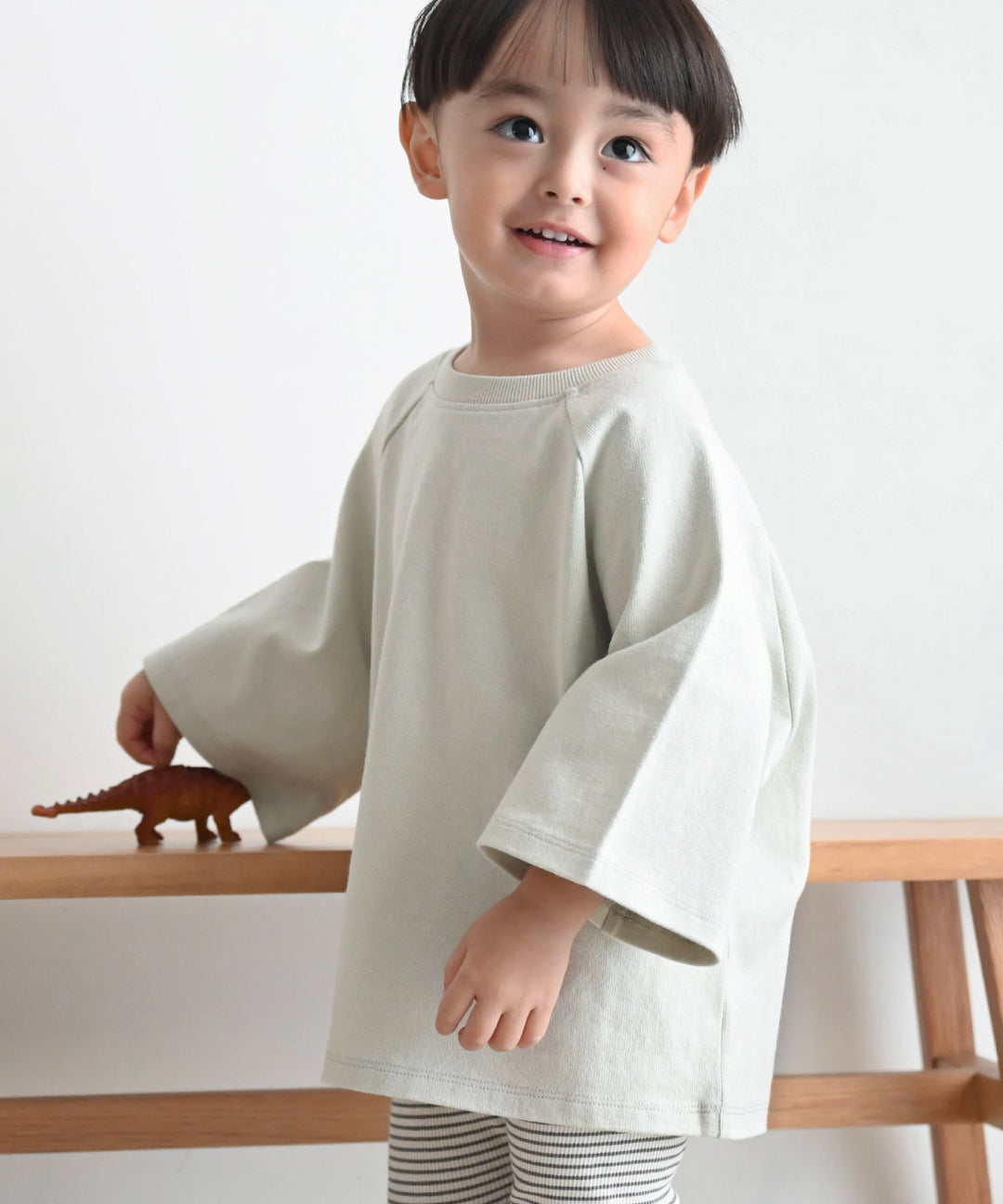 Heavyweight Cotton Raglan 3/4-Sleeve T-Shirt