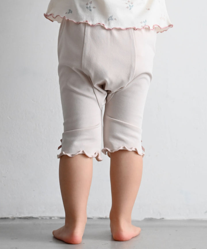 Frill-Trimmed 3/4-Length Leggings