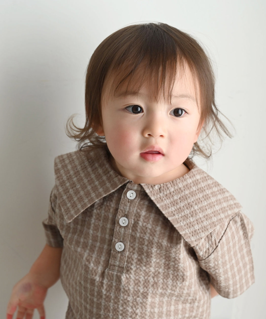 ชุดเสื้อแขนสั้นคอปกกะลาสีและกางเกงขาสั้น