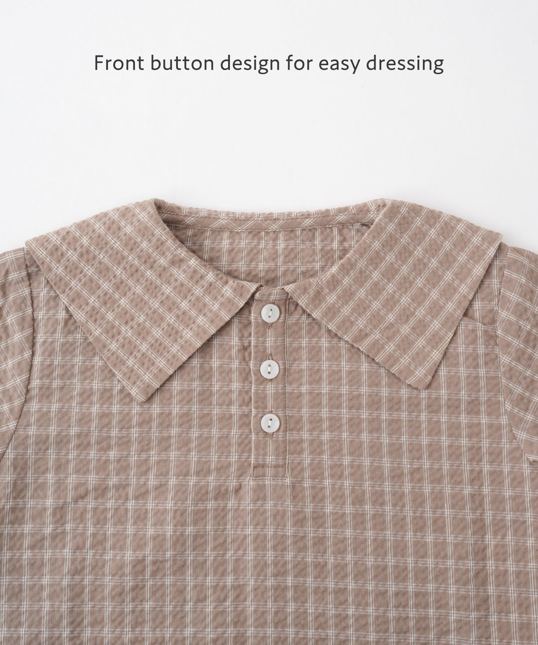 ชุดเสื้อแขนสั้นคอปกกะลาสีและกางเกงขาสั้น