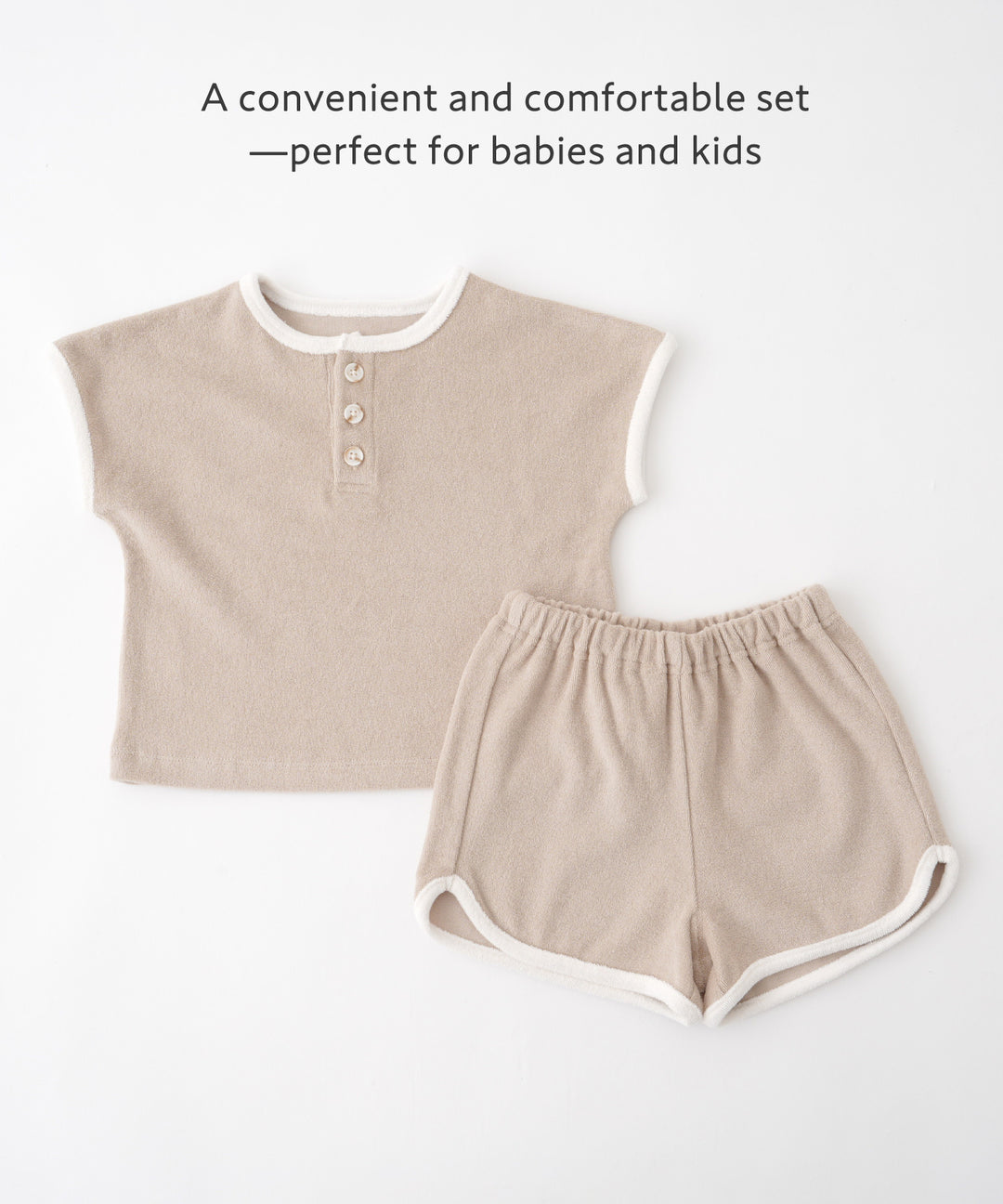 Short-Sleeve T-Shirt & Shorts Set (Pile Fabric)