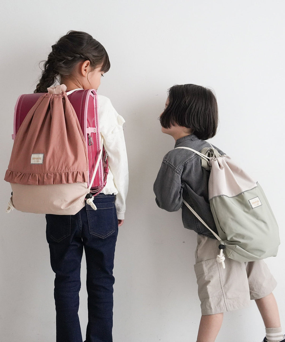 [Water-Repellent] Over-the-Backpack Drawstring Bag