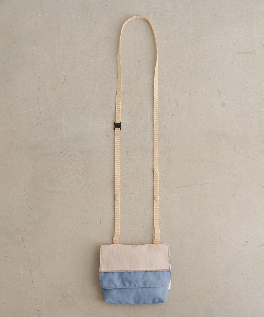 [Water-Repellent] Clip-on Mini Pouch