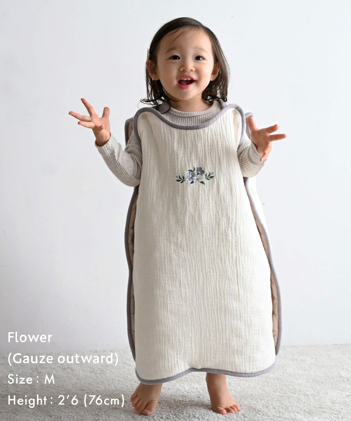 [Moisture-Retaining Flannel × Gauze] Reversible Wearable Blanket