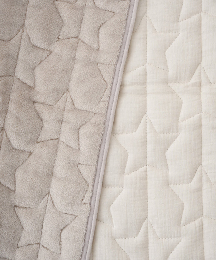 [Moisture-Retaining Flannel × Gauze] Reversible Baby Mattress Pad