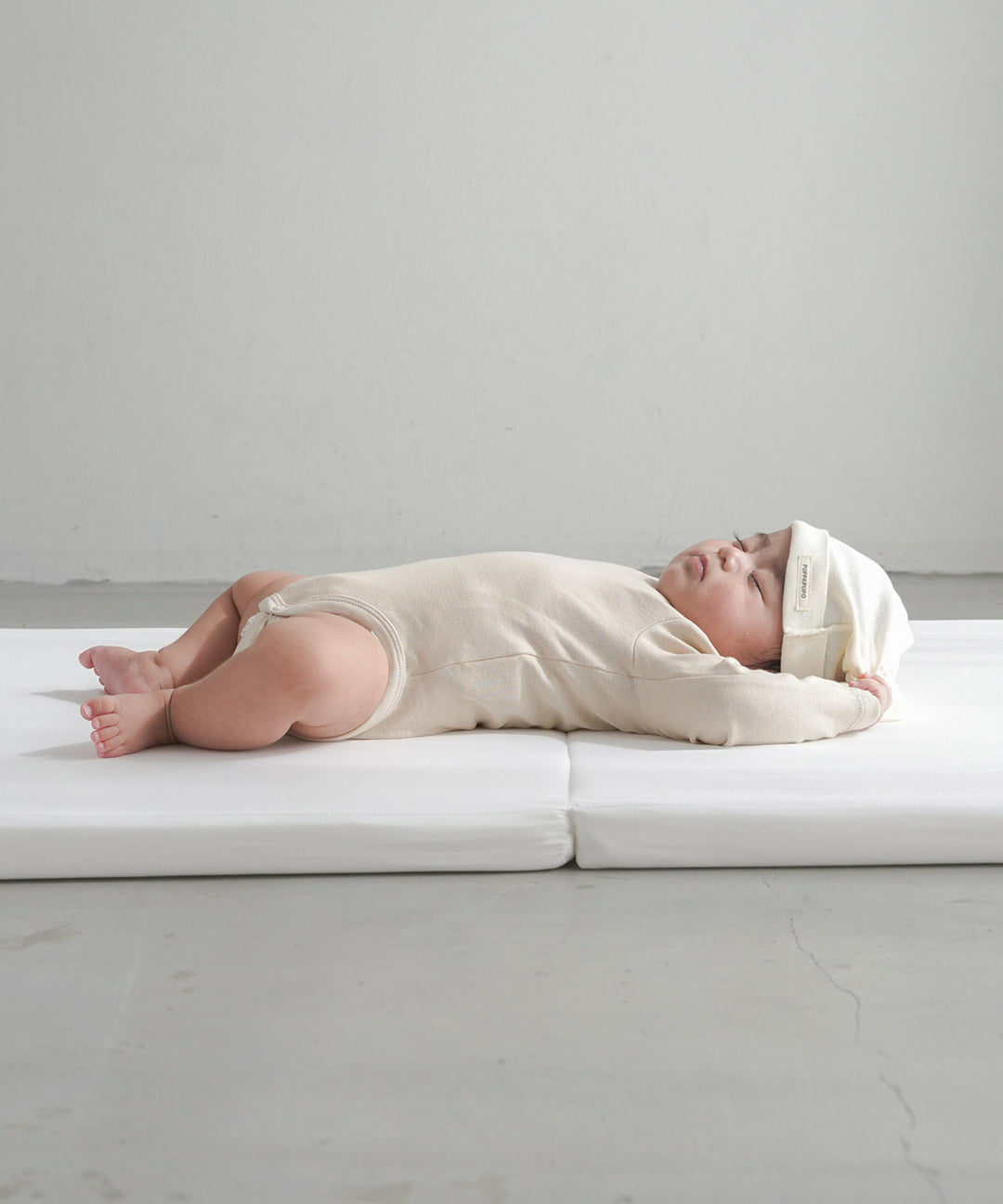 Baby Mattress &amp; Wearable Blanket Set