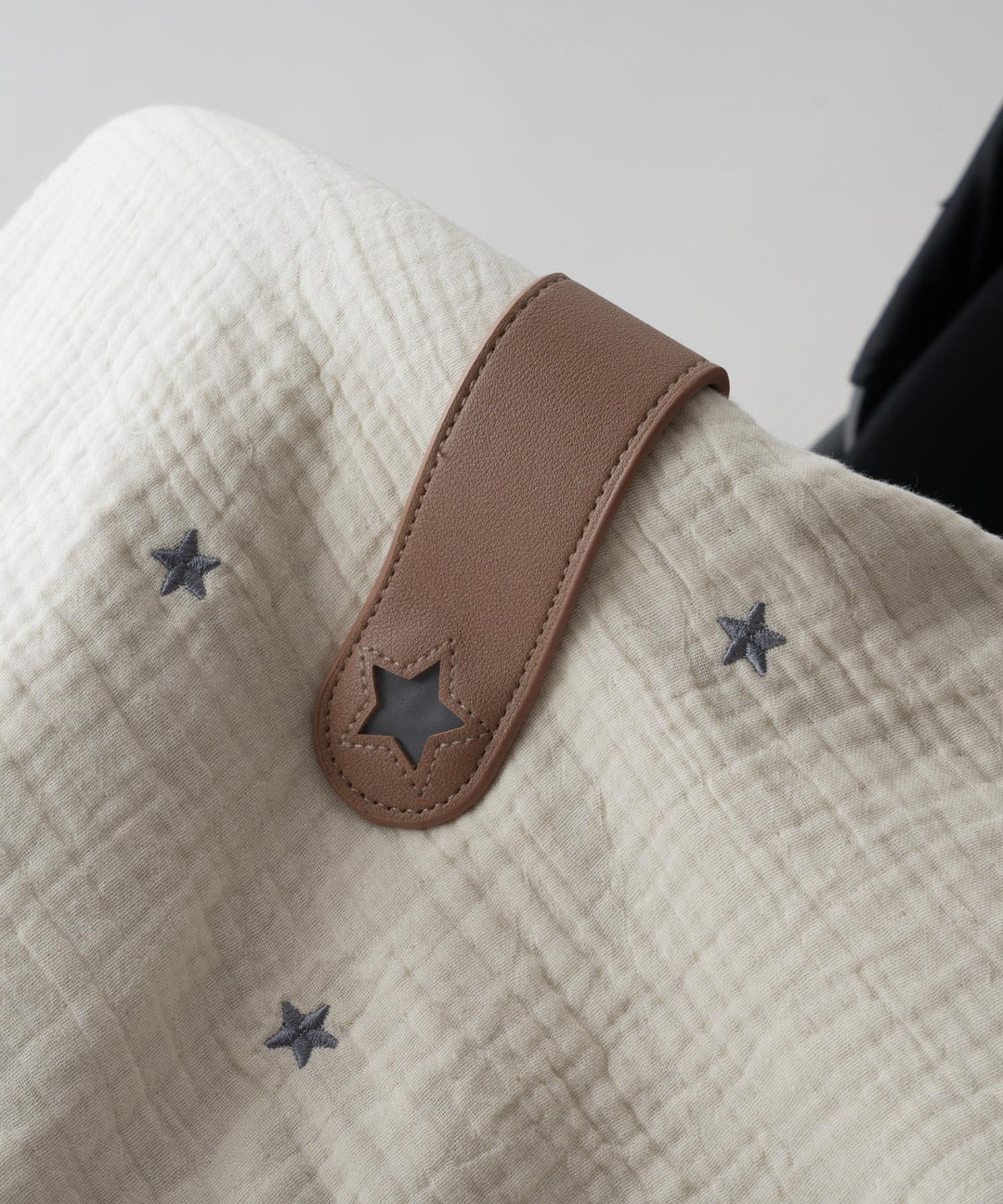 Magnetic Blanket Clips with Reflective Accents