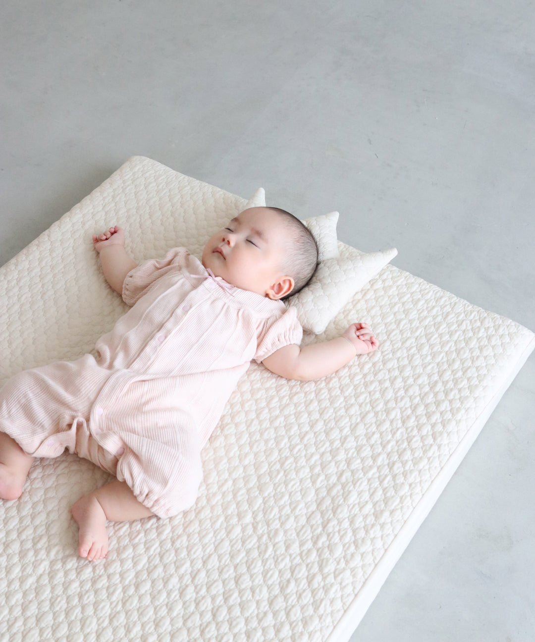 ชุดแบบ Washable Baby futon (5 รายการ) ขนาดปกติ (แบบโมรอคโคโม)