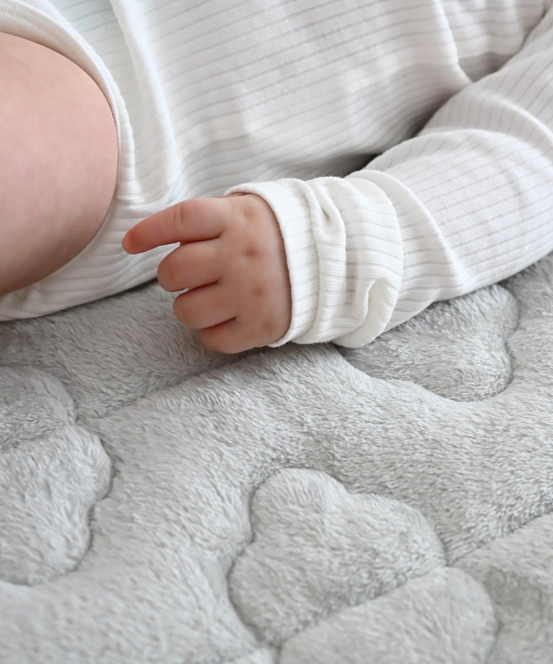 [Selectable] Baby Flannel Mattress Pad with Waterproof or Mesh Backing